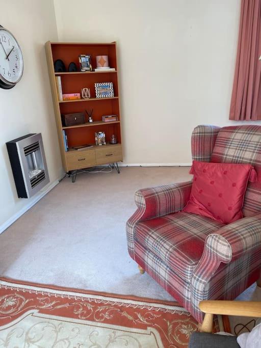Centre Of Town House 3 Bedrooms Sleeps 5 And Infant Free Onsite Parking 2 Cars * King's Lynn
